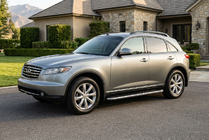 Infiniti FX 2003–2008 Maydos V1 sivukynnykset (2 kpl, alumiini) kuva 1