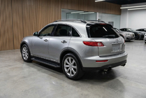 Infiniti FX 2003–2008 Sivuporraslaudat Fullmond (2 kpl, alumiini) kuva 1