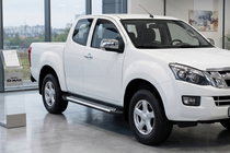 Isuzu D-Max 2011–2019 Line-astinlaudat (2 kpl, alumiini) kuva 1