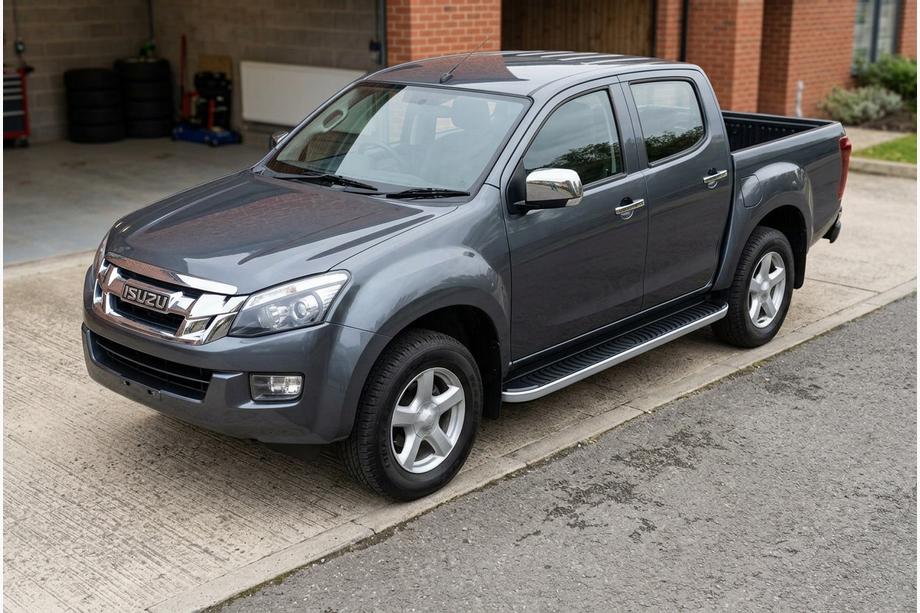 Isuzu D-Max 2011–2019 Sivuportaat Tayga Grey (2 kpl, alumiini) Image