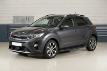 Kia Stonic 2017– Allmond Black sivuportaat (2 kpl, alumiini) kuva 1