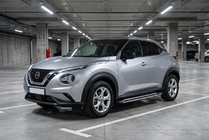 Nissan Juke 2020– Rainbow sivuportaat (2 kpl, alumiini) kuva 1