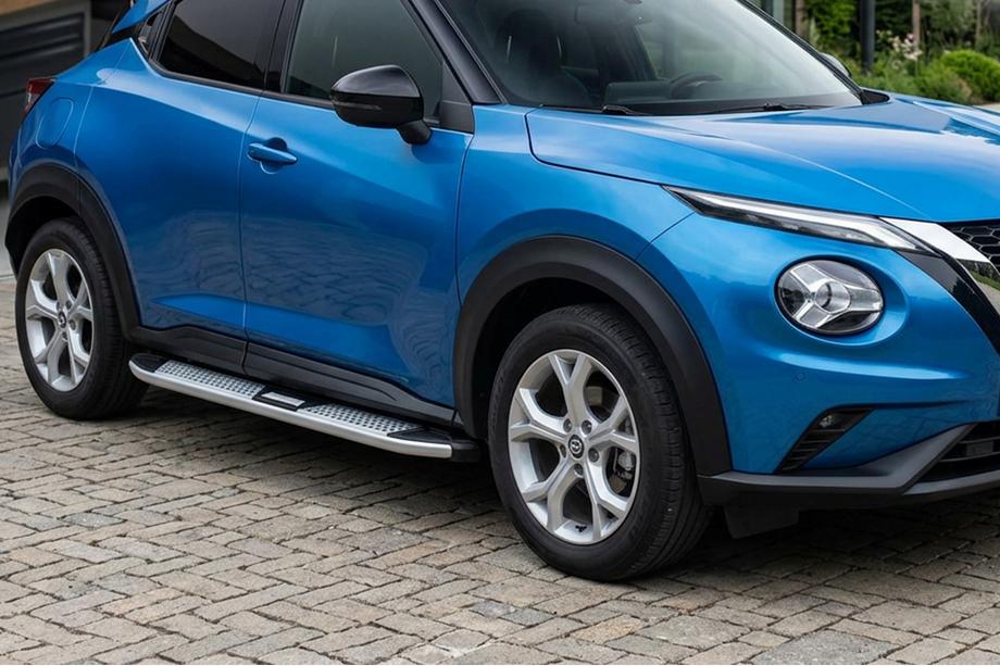 Nissan Juke 2020– Mevsim Grey sivuporrastangot (2 kpl, alumiini) Image