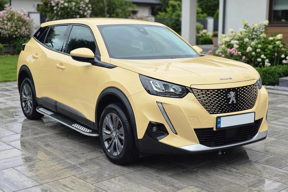 Peugeot 2008 2019– Tayga V2 sivukynnykset (2 kpl, alumiini) Image
