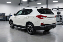 SsangYong Rexton II 2017– Sivuportaat Tayga Grey (2 kpl, alumiini) kuva 1
