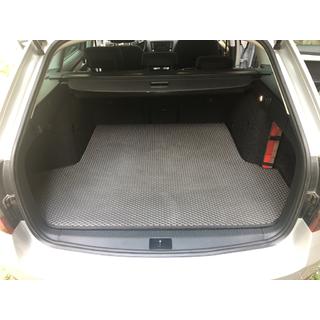 Tavaratilan matto SW V-4 (EVA, musta) Skoda Octavia III A7 2013–2019 kuva 1
