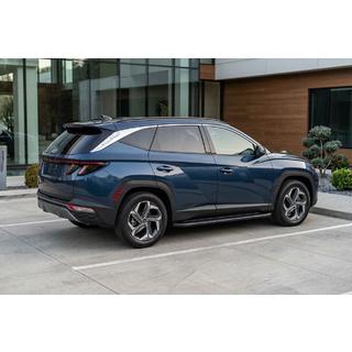 Bosphore Black -sivuastinlaudat (2 kpl, alumiini) Hyundai Tucson NX4 2021– kuva 1