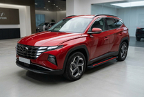 Hyundai Tucson NX4 2021– Sivuporrassarja Maya Red (2 kpl, alumiini) kuva 1