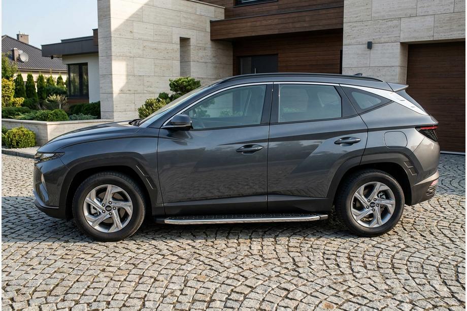 Hyundai Tucson NX4 2021– BlackLine-sivuporrast (2 kpl, alumiini) Image