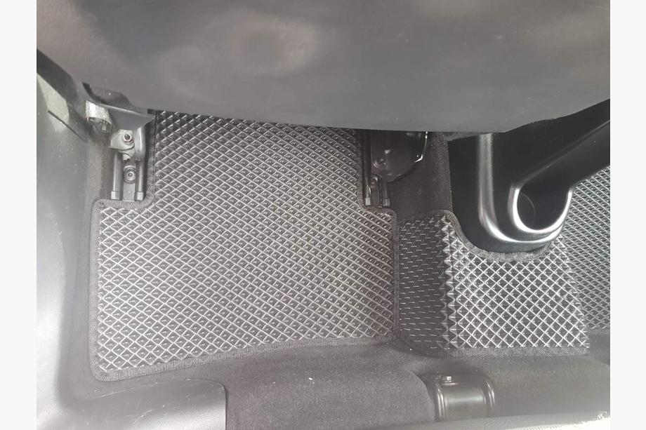 Renault Captur 2013–2019 EVA-lattiamatot (mustat) Kuva 11