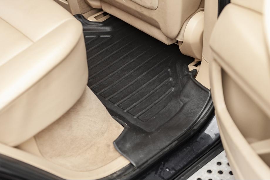 BMW X5 E70 2007–2013 Stingray 3D lattiamattosarja (4 kpl, polyuretaani) Kuva 10