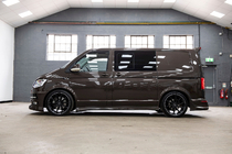 Volkswagen T6 2015–2024 ABT Original sivuhelmat (lyhyt akseliväli) kuva 2