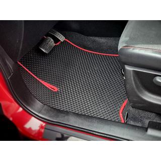 EVA V1 -lattiamatot (mustat) Suzuki Vitara 2015– kuva 1
