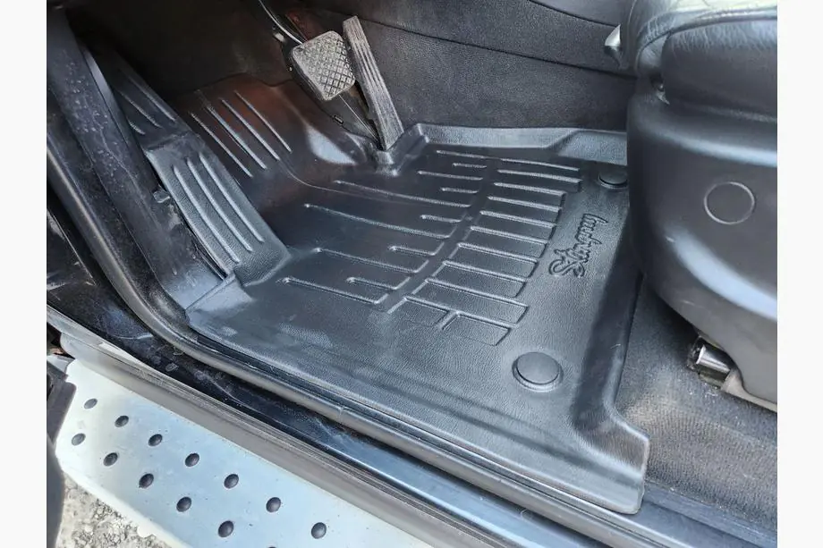BMW X5 E53 1999–2006 Stingray 3D lattiamattosarja (4 kpl, polyuretaani) Image