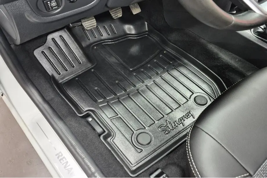 Renault Logan II 2013–2022 Stingray 3D automatot (5 kpl, polyuretaani) Image