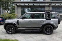 Land Rover Defender 2019– Lokasuojan levikkeet (Bushwacker, 6 kpl, kiiltävä musta) kuva 1