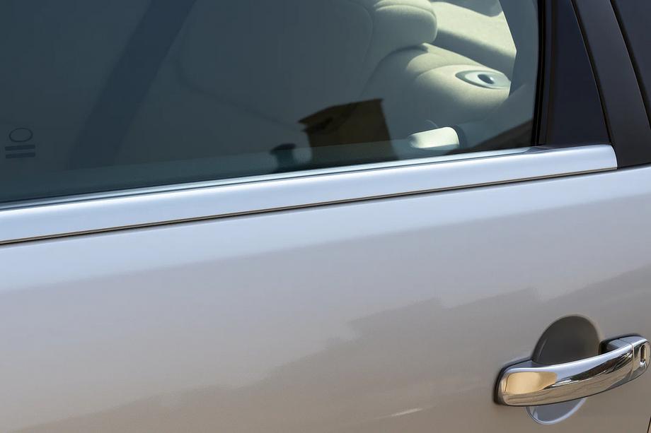 Ford Mondeo 2000–2007 Ikkunoiden ulkoreunalistat (4 kpl, ruostumaton teräs) Kuva 2