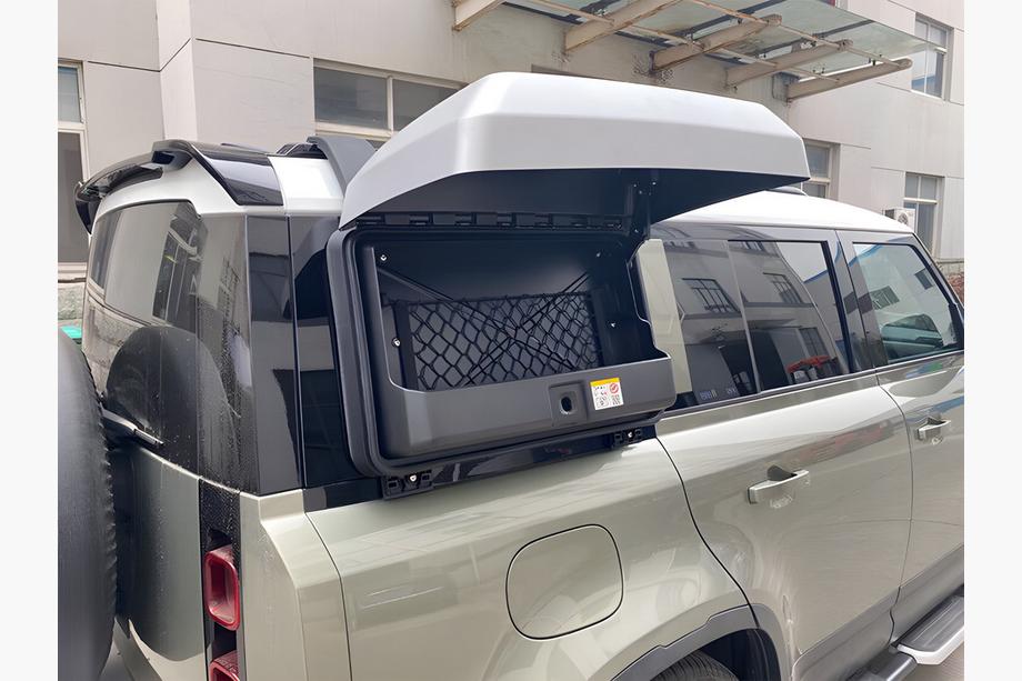 Land Rover Defender 2019– Retkilaatikko V1 Image