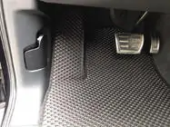 Audi Q7 2015–2026 EVA-lattiamatot (mustat) kuva 19