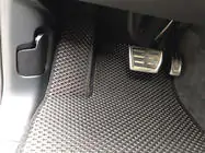 Audi Q7 2015–2026 EVA-lattiamatot (mustat) kuva 2