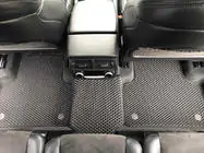 Audi Q7 2015–2026 EVA-lattiamatot (mustat) kuva 18