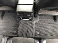 Audi Q7 2015–2026 EVA-lattiamatot (mustat) kuva 6