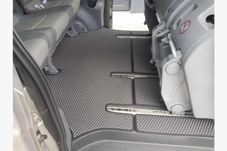 Mercedes Vito W639 2004–2014 EVA V2 -mattosarja (Vain nouto, täysi matkustamo, mustat) Image