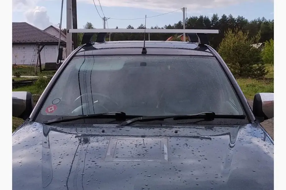 Kattoteline sileälle katolle Erkul V4 (kromi, pari) Kuva 17