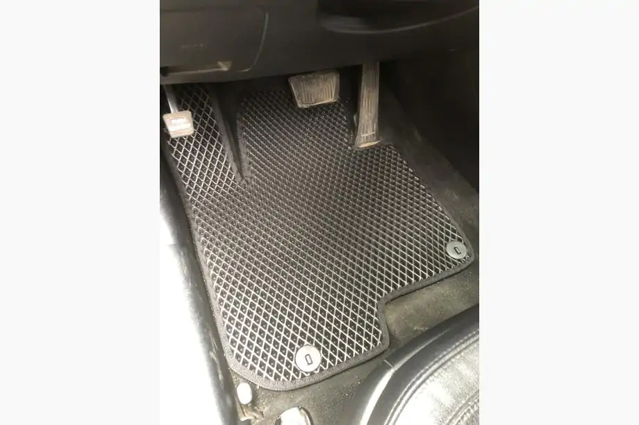 Kia Sportage 2010–2015 EVA V1 -lattiamatot (mustat) Image