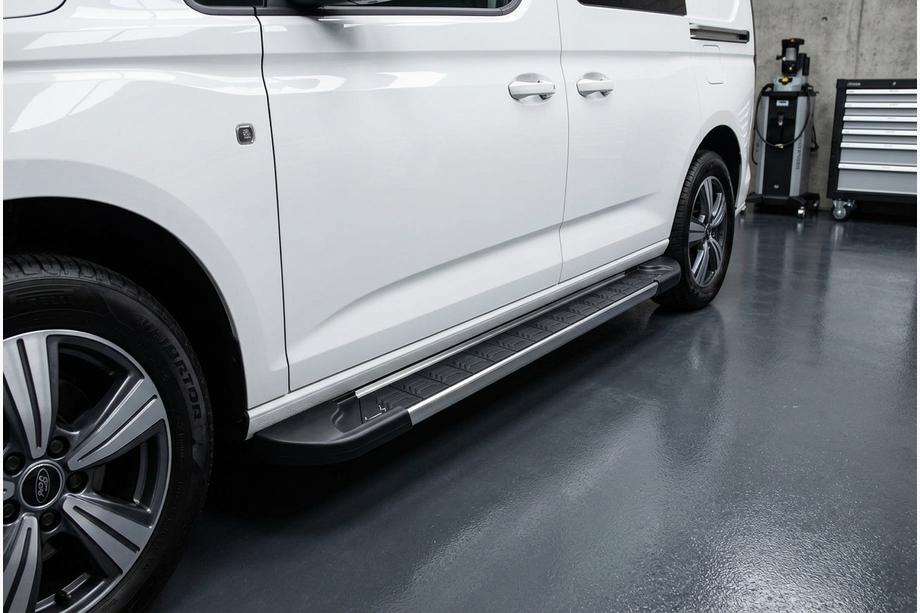 Volkswagen Caddy 2020– RedLine sivuastinlaudat (2 kpl, alumiini) Image