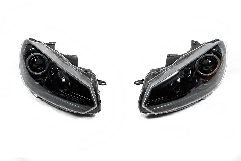 Volkswagen Golf 6 2008–2014 Etuajovalot Black (2 kpl, LED) Image