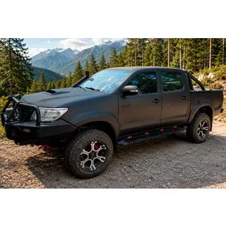 Dakar mustat sivuaskelmat V1 valaistuksella (2 kpl, metalli) Toyota Hilux 2006–2015 kuva 1