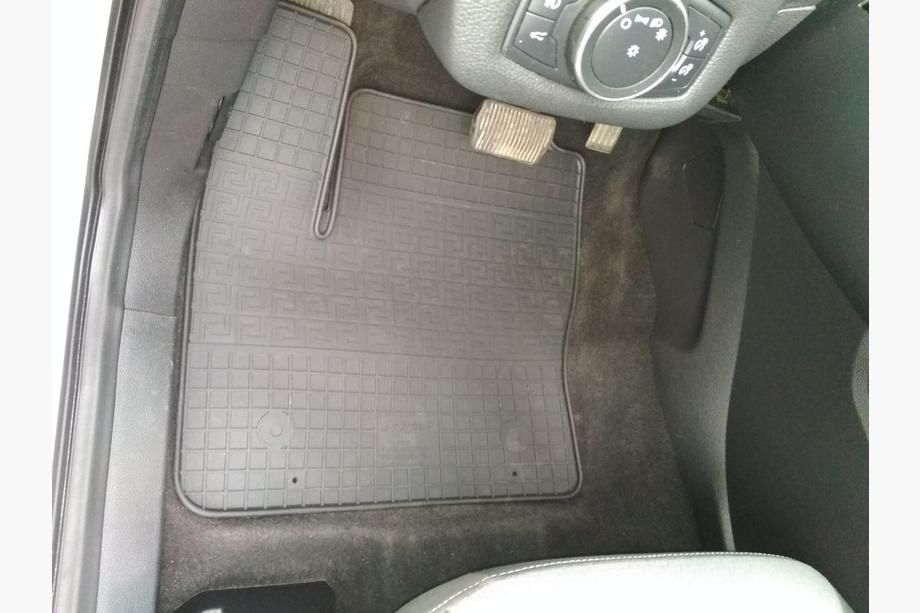 Ford Kuga/Escape 2013–2019 Polytep kumimatot (4 kpl) Kuva 2