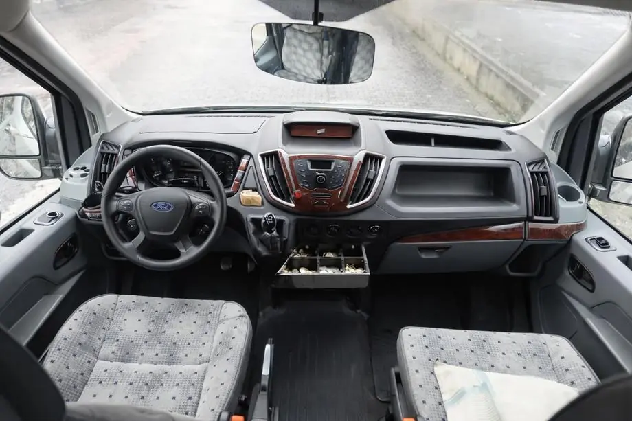 Ford Transit 2014– Kojelaudan koristelistat V2 Image
