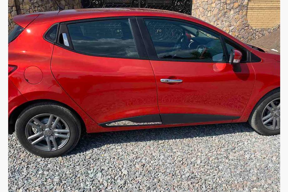 Renault Clio IV 2012–2019 Takaovien kromilistat Image