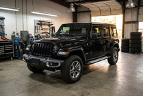 Jeep Wrangler 2018– Allmond Grey -sivukynnykset (2 kpl, alumiini) kuva 1