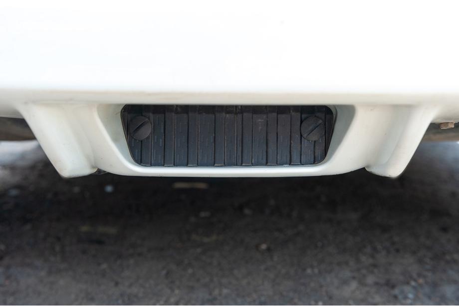 Nissan Leaf 2010–2017 Takapuskurin peitetulppa (ei alkuperäinen) Image