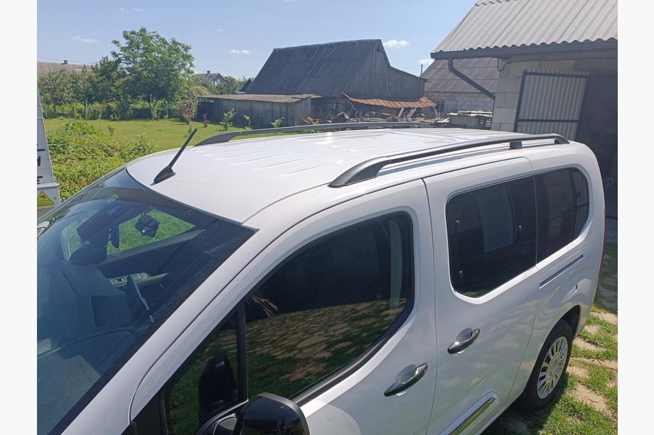 Toyota Proace City 2016– OmsaLine Solid kattokaiteet (2 kpl, mustat) Pitkä akseliväli Kuva 3