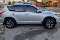 Toyota Rav 4 2006–2013 Lokasuojan kaarilistat (4 kpl, musta, ABS-muovi) kuva 1