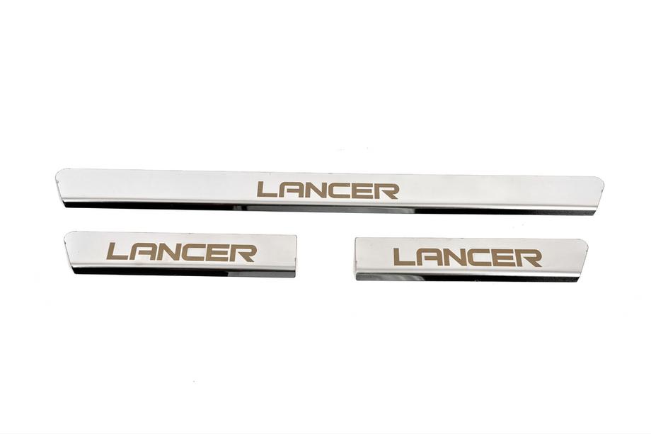 Mitsubishi Lancer 9 2004–2008 POISTOERÄ! Carmos kynnyslistat (3 kpl, ruostumaton teräs) Image