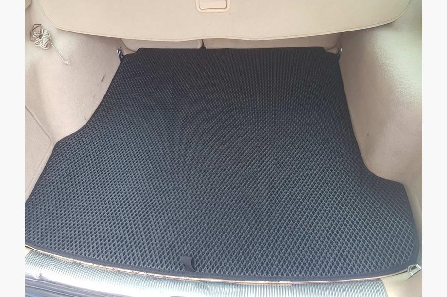 Volkswagen Passat B5 1997–2005 Tavaratilan matto SW (EVA, musta) Image