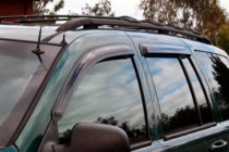 Jeep Grand Cherokee WJ 1999–2004 Ikkunadeflektorit (4 kpl, HIC) kuva 4