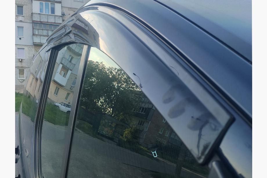 Ford Custom 2013–2022 Tuuliohjaimet (2 kpl, Sunplex Sport) Kuva 6