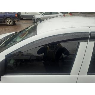 Ikkunatuuliohjaimet (4 kpl, Sunplex Sport) Dacia Sandero 2013–2020 kuva 3