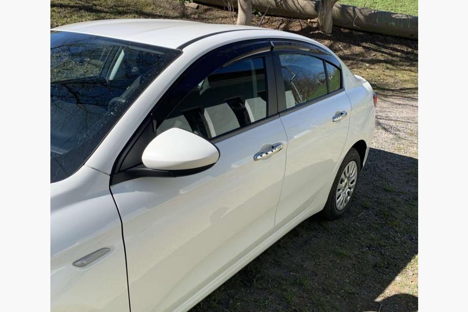 Fiat Tipo 2016– Ikkunatuuliohjaimet (4 kpl, Sunplex Sport) Image