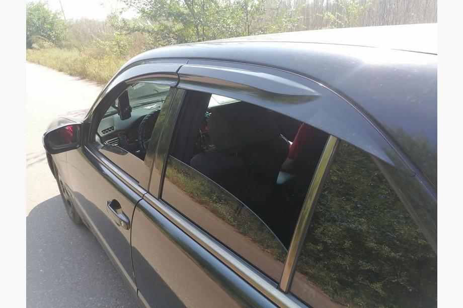 Mercedes E-sarja W210 1995–2002 Tuuliohjaimet SD (4 kpl, Sunplex Sport) Kuva 6