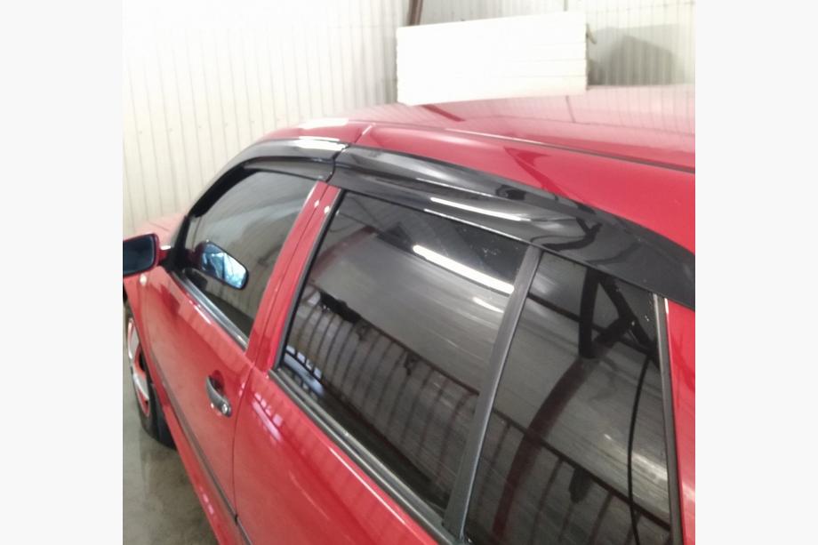 Volkswagen Golf 4 1997–2006 Ikkunatuuliohjaimet HB (4 kpl, Sunplex Sport) Image