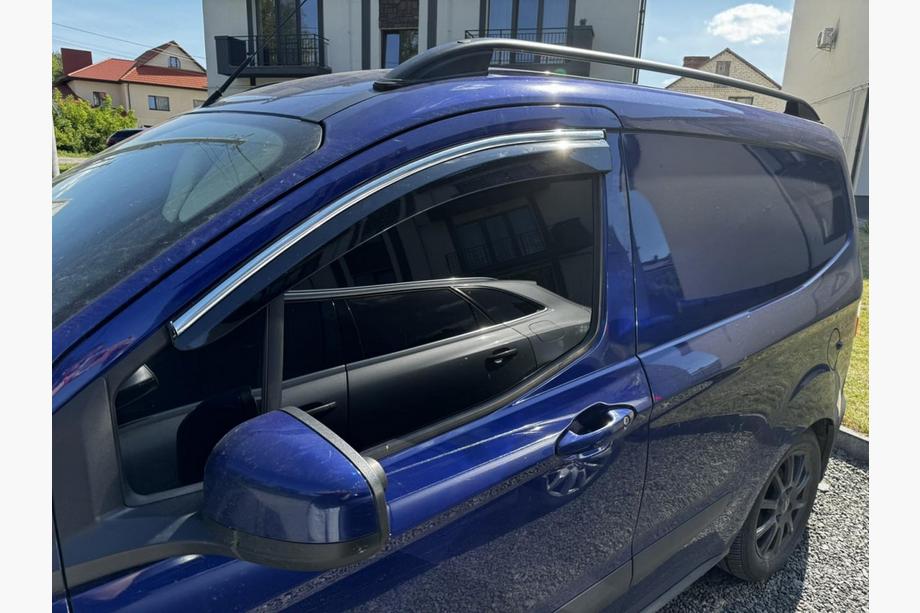 Ford Courier 2014–2023 Ikkunatuuliohjaimet kromilistalla (4 kpl, Sunplex Chrome) Image