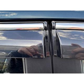 Ikkunatuuliohjaimet kromilistalla (4 kpl, Sunplex Chrome) Toyota Corolla 2019– kuva 4