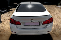 BMW 5-sarja F10/F11 2010–2016 Lip-spoileri Sunplex (F10, musta) kuva 8